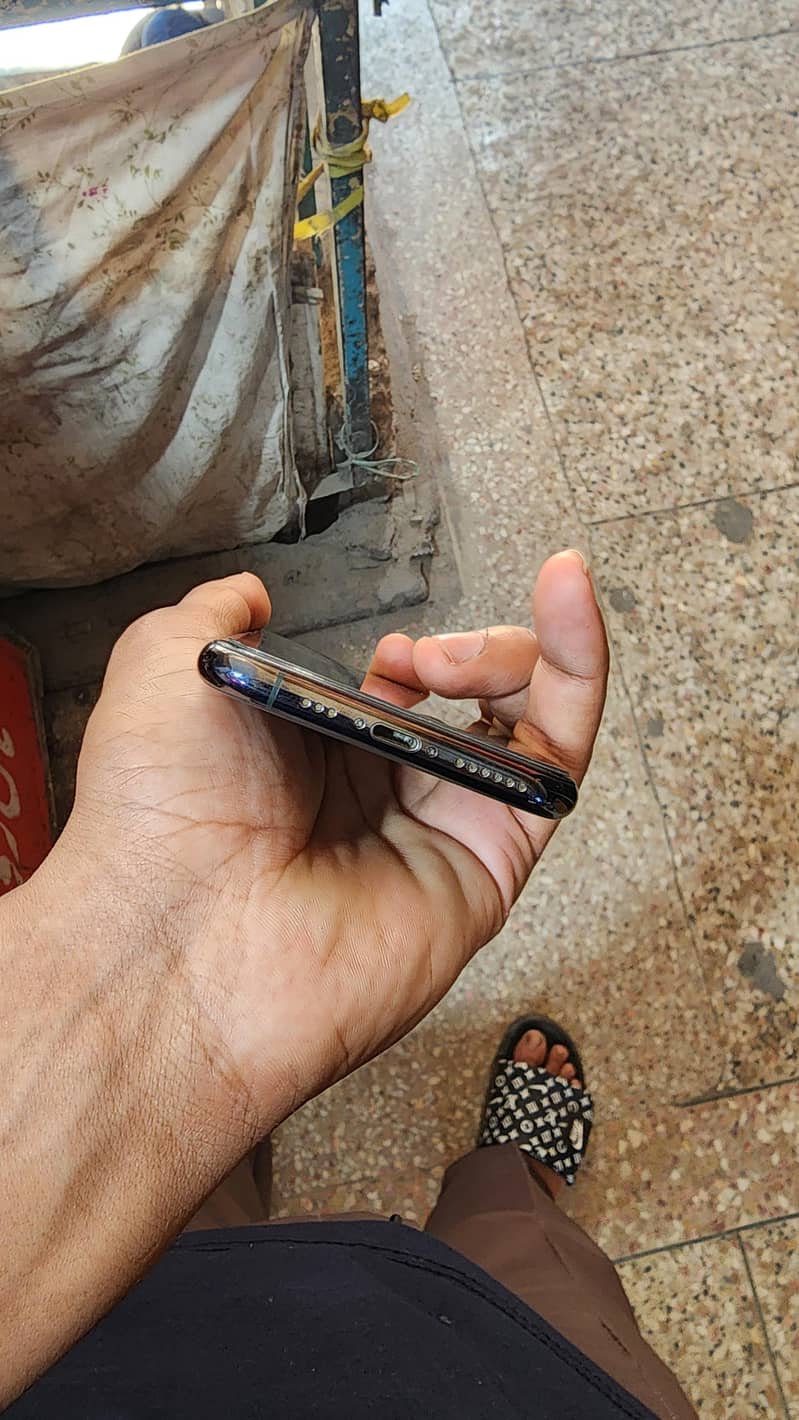 Iphone 11 pro 6