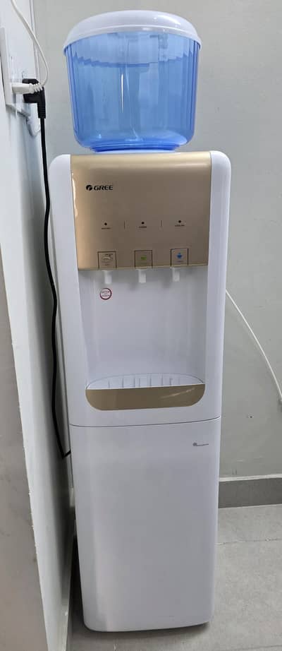 Gree Water Dispenser