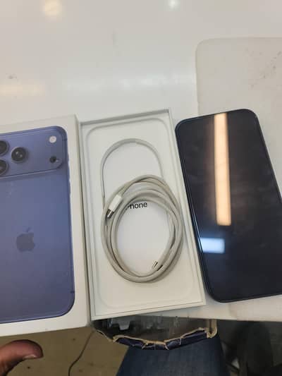 I phone 17 pro max