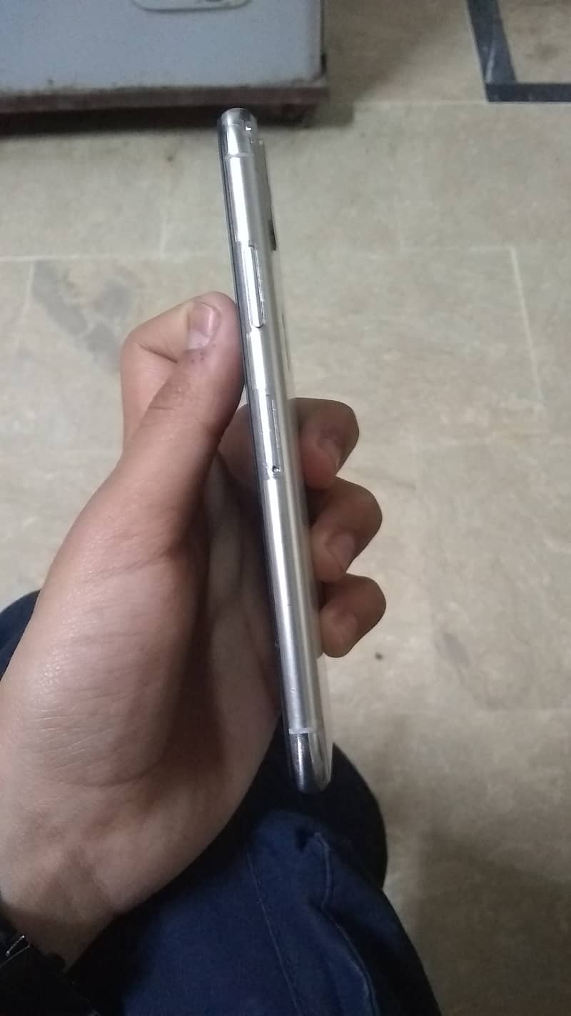 Apple iPhone X 1