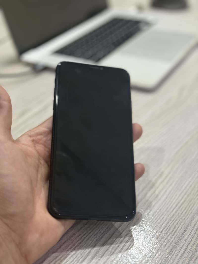 Iphone 11 pro max 14
