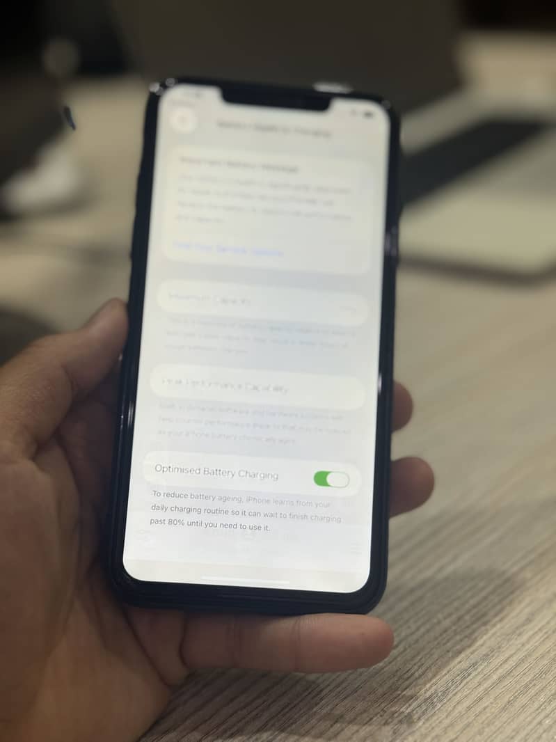 Iphone 11 pro max 17