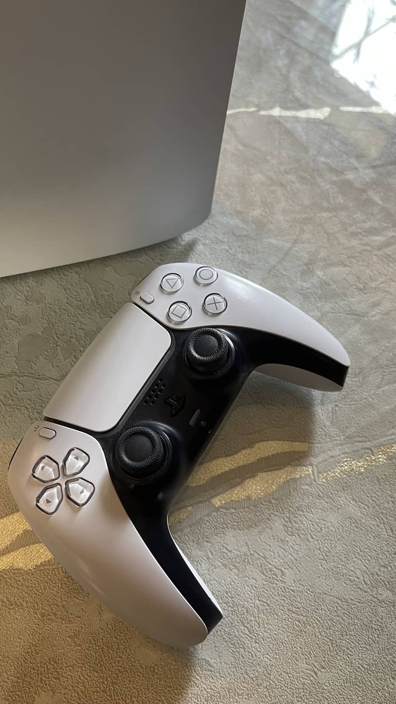 PS5 Slim - Digital Version 1