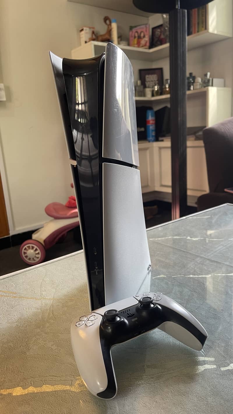 PS5 Slim - Digital Version 2