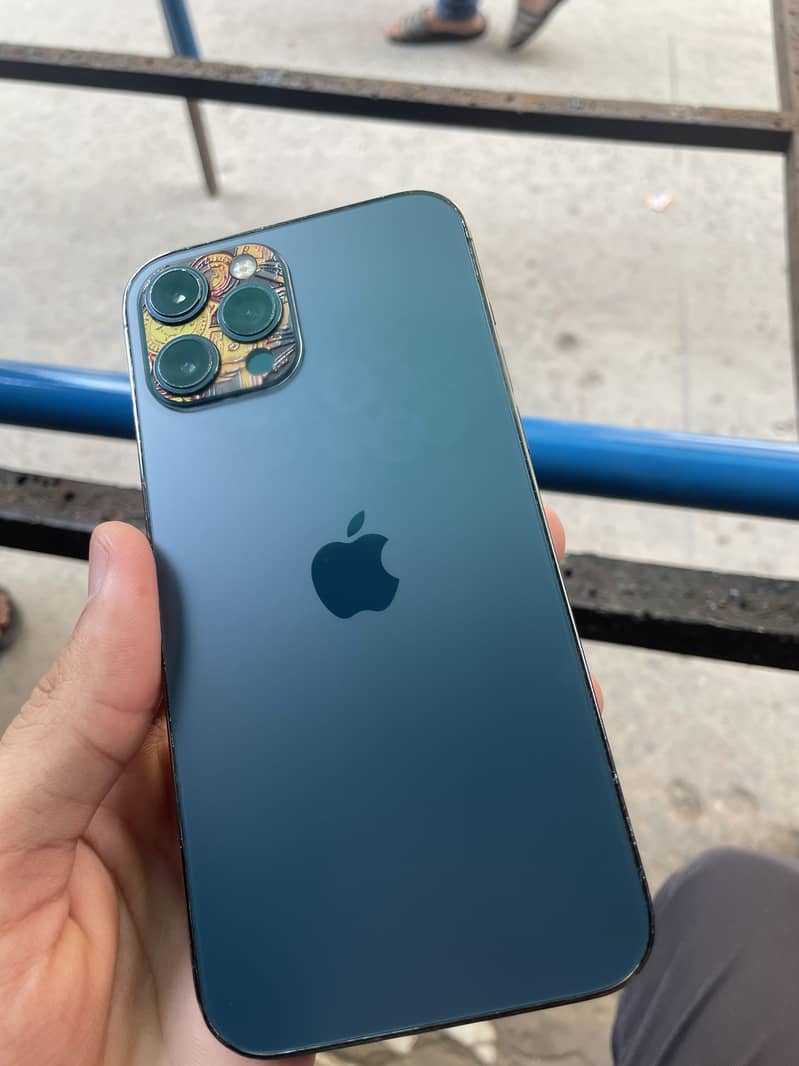iphone 12 pro max 1