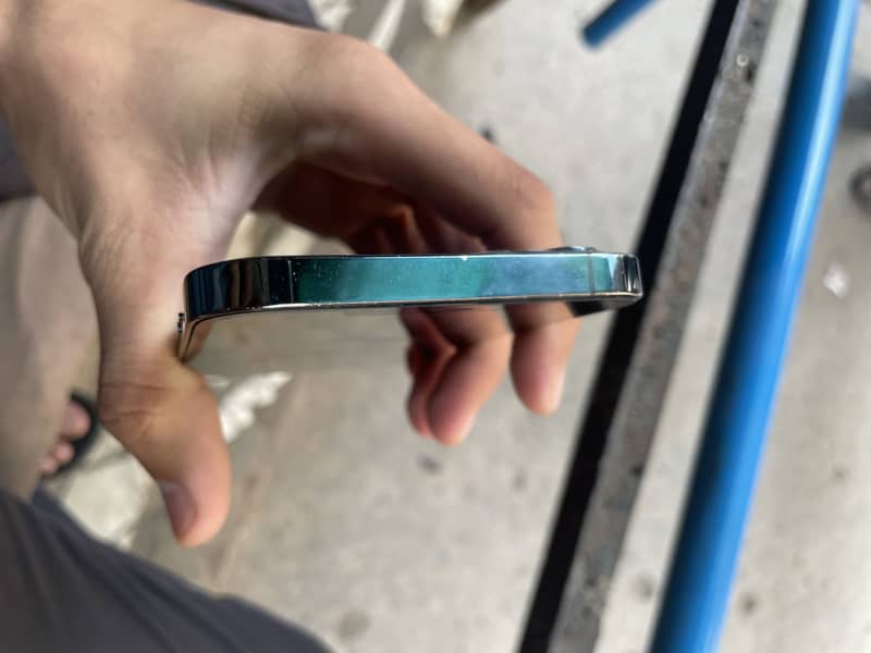 iphone 12 pro max 5