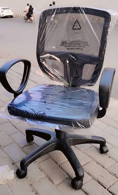 Office Staff Chairs for Sale, New and Slightly Used, 03 07 0177 549