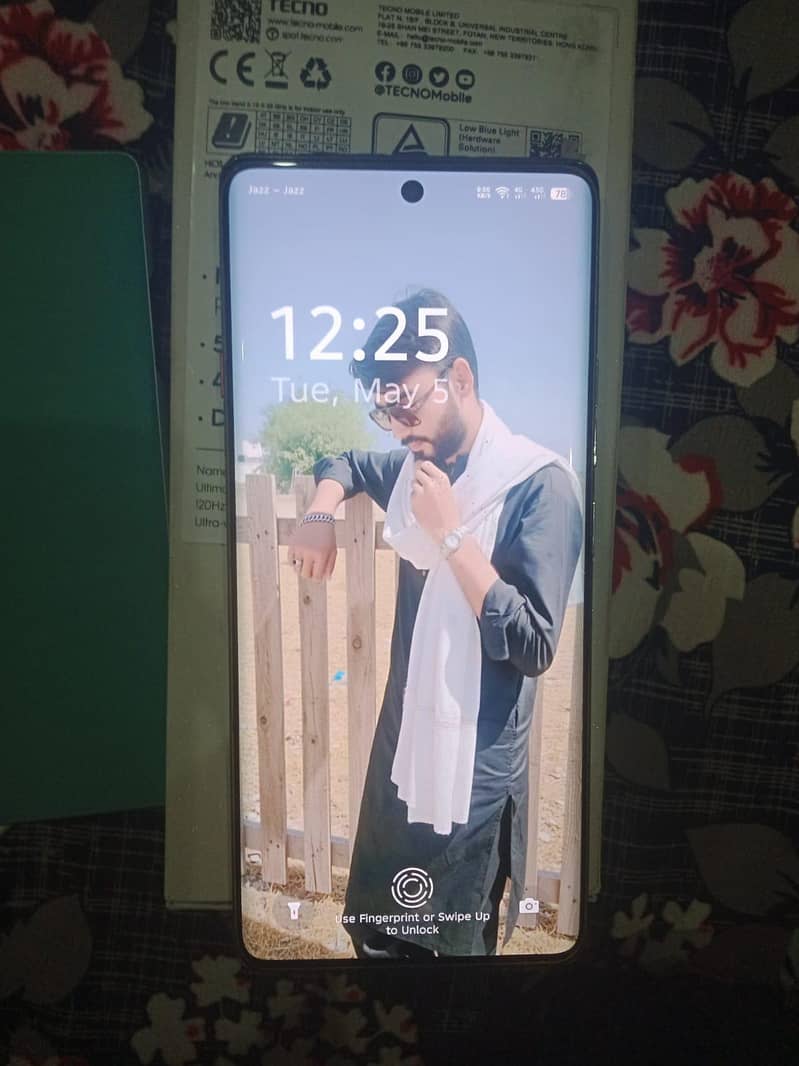 Tecno camon 40 pro 7