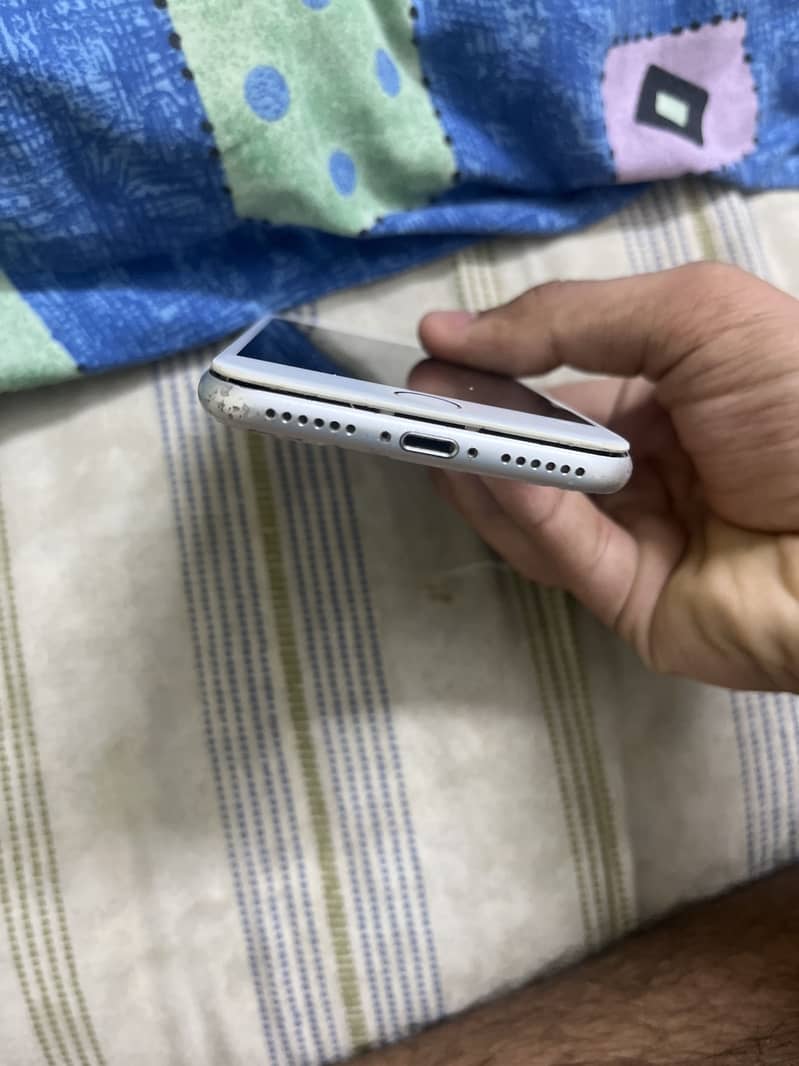 iPhone 8 only need 3