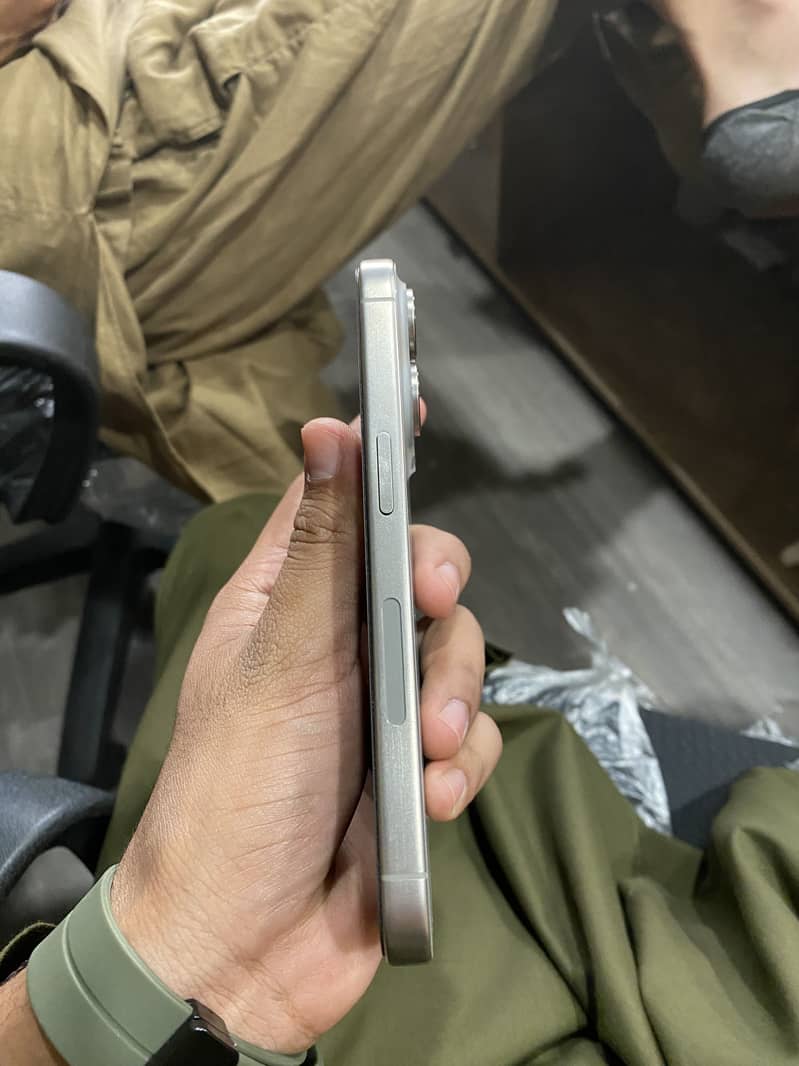 Iphone 15 pro 3