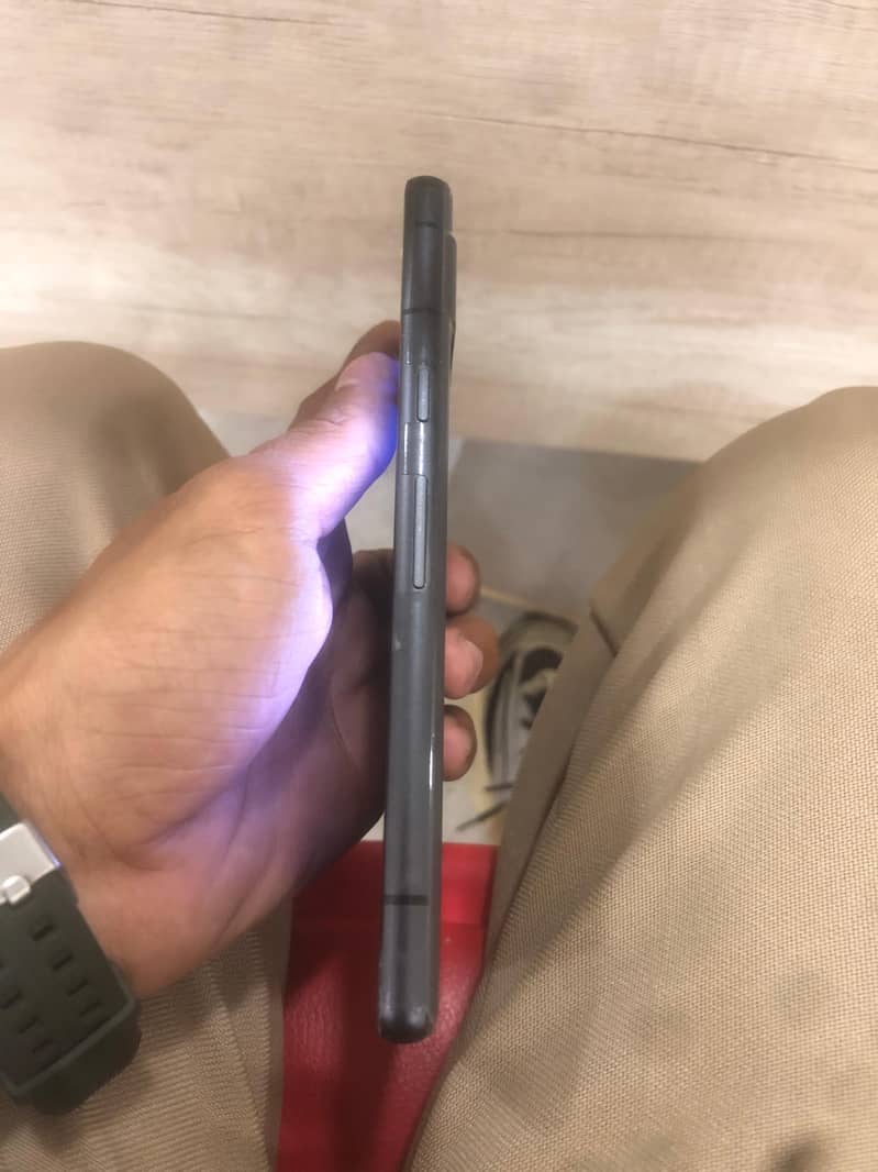 Google Pixel 7A 3