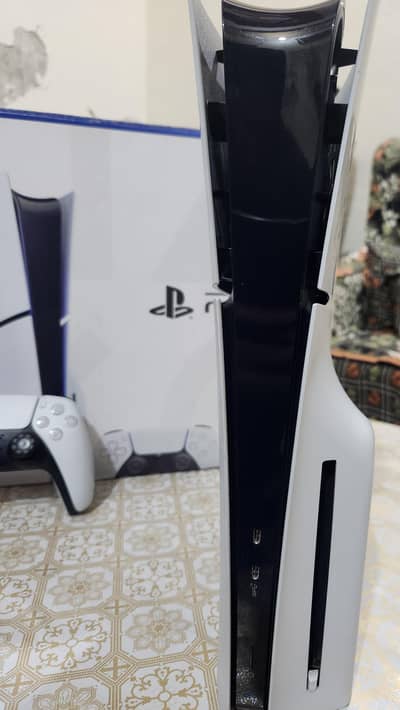 ps5 slim disc  1Tb complete box