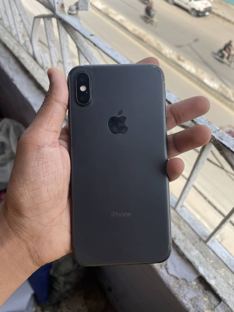 IPHONE X 6