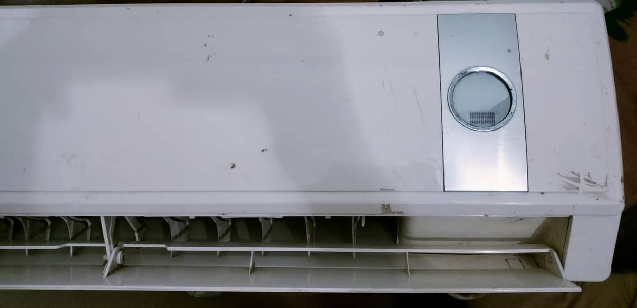 Gree Split AC 1.5 tons 2