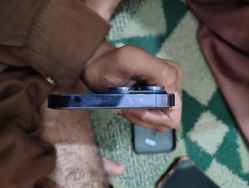 Iphone 14 pro max 0