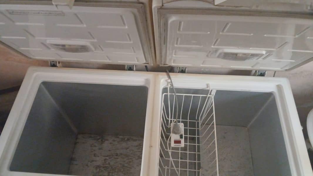 two door freezer 2