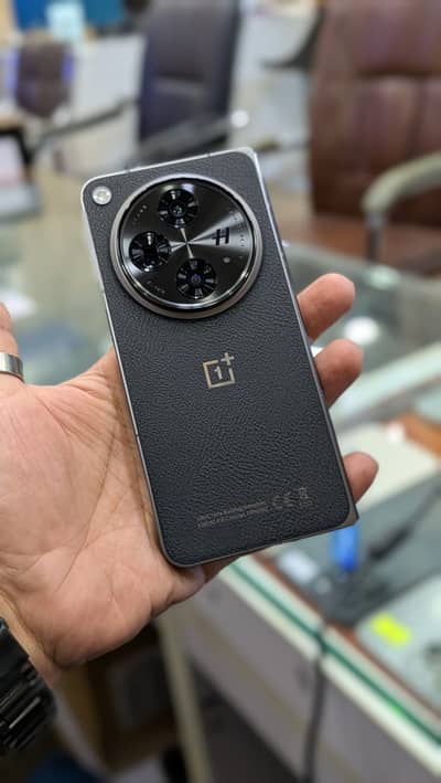One Plus Open 16/512Gb Physical Dual SIm Complete Box NON PTA