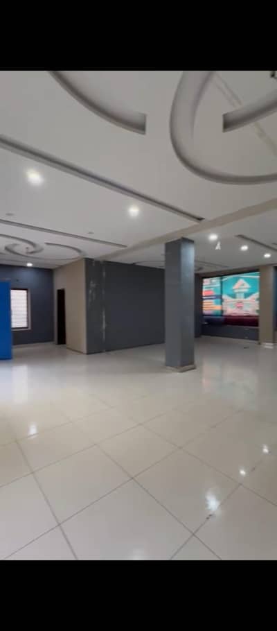 Prime office for Rent in main Multan road ideal for software office