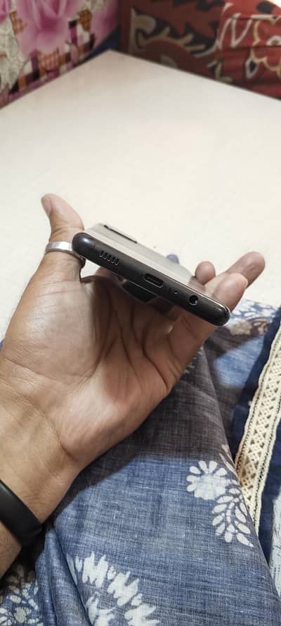 Samsung a12 non pta 4 64 pctah  box available
