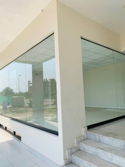 Commercial Space of 400 Sq Feet Available For Rent In Tauheed Block Sector F Bahria Town