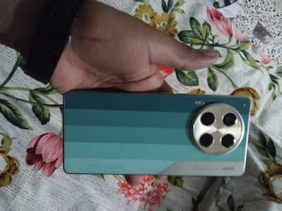 Tecno camon 30 8/256