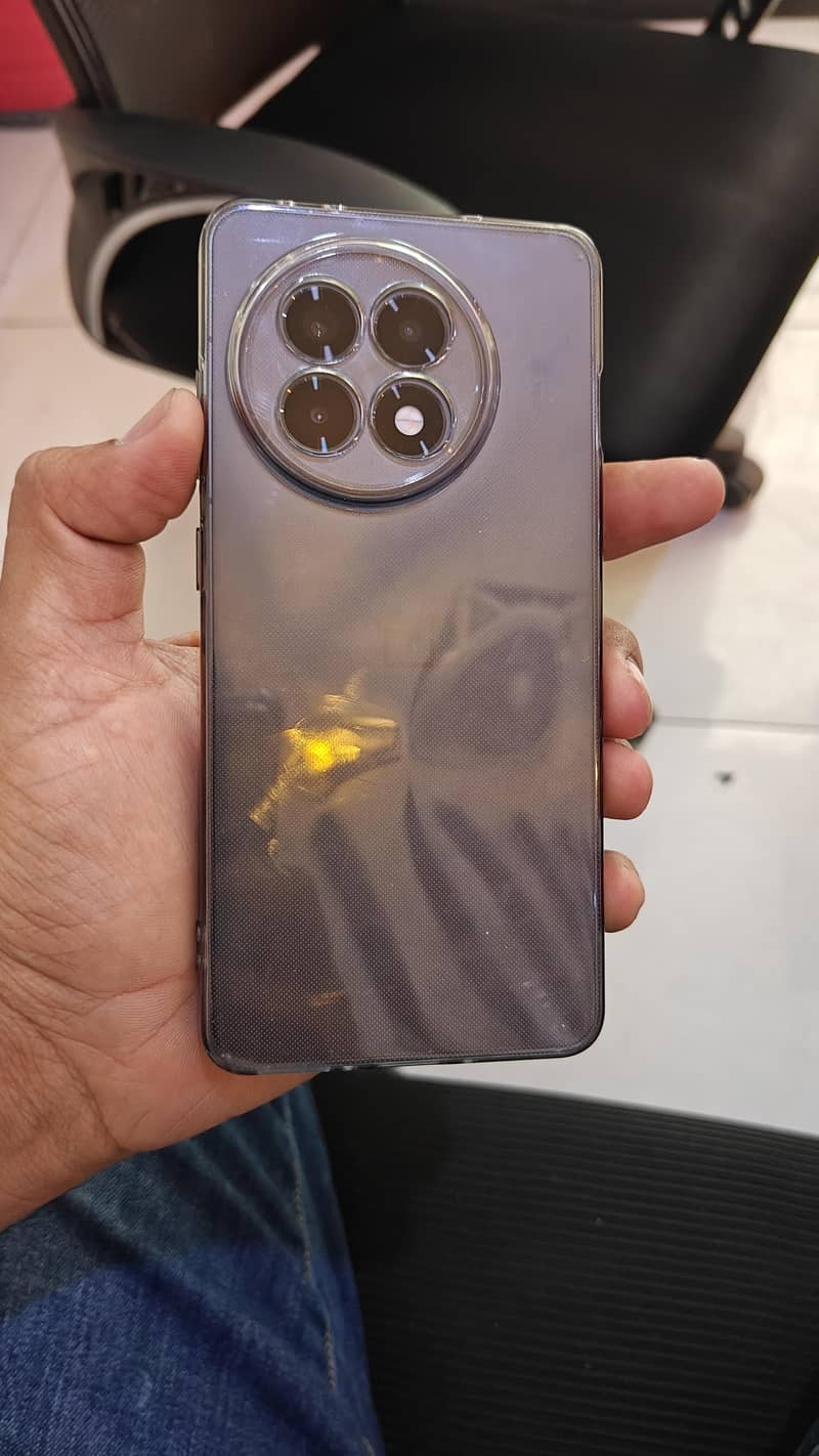 OnePlus 13r 4