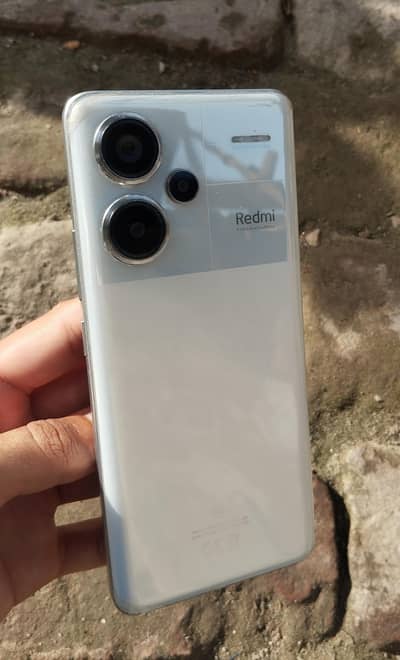 White colour  12+12GB = 512GB