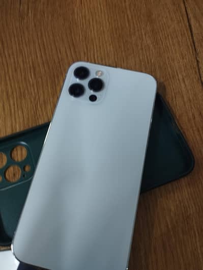 Iphone 12 Pro Non PTA in White color