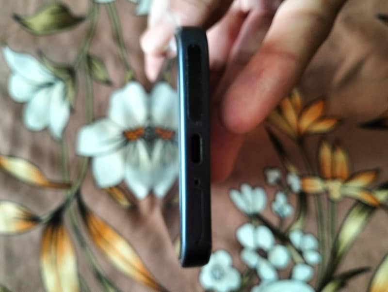 mobile name complete???. . . . . 4