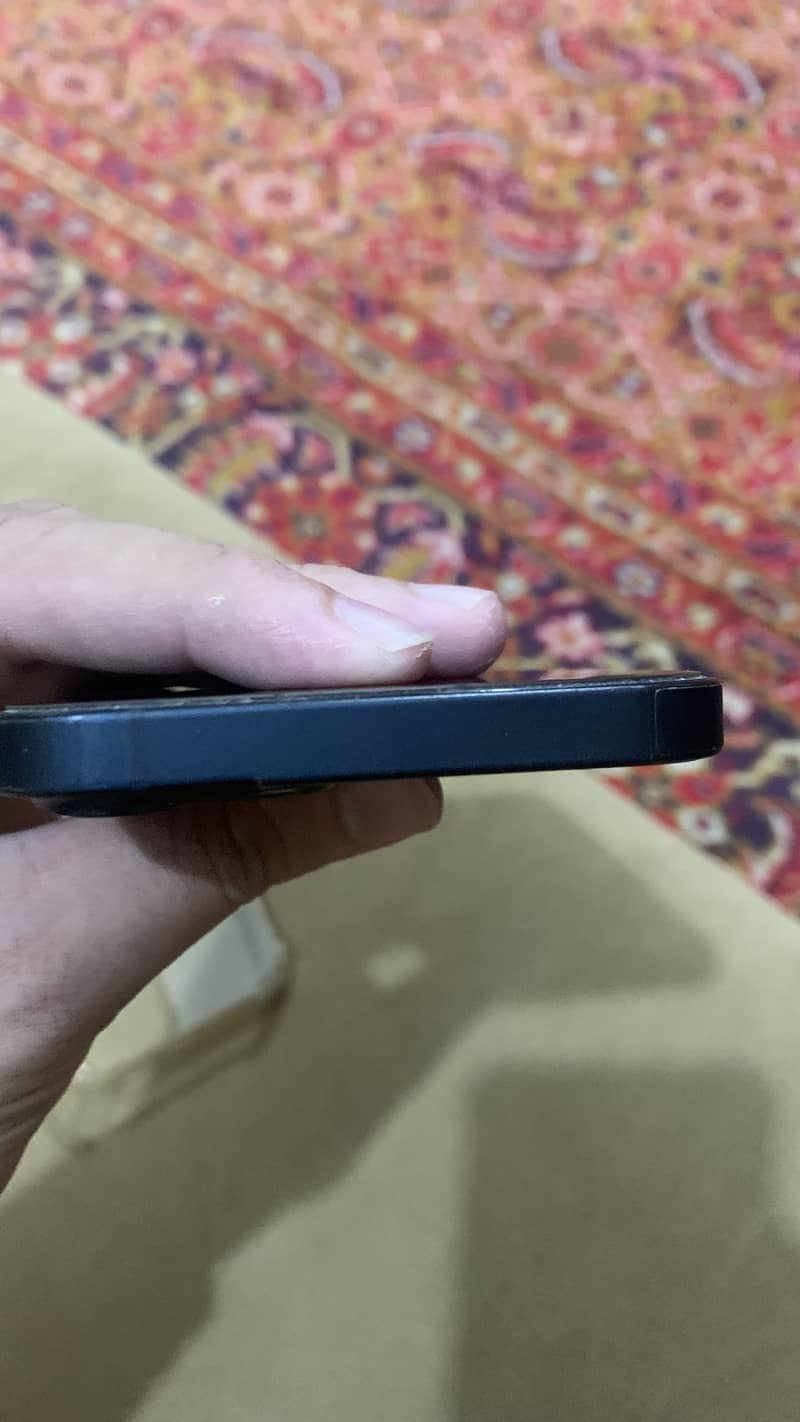 IPHONE 13 JV 5