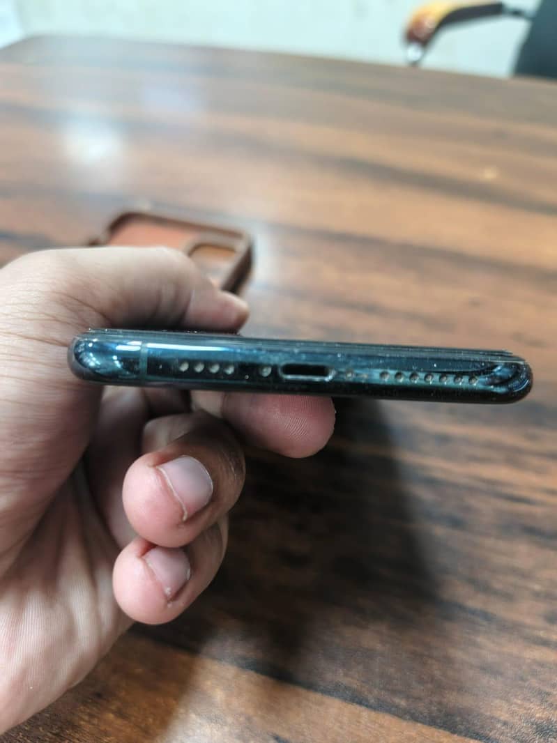 IPHONE 11 PRO MAX 1