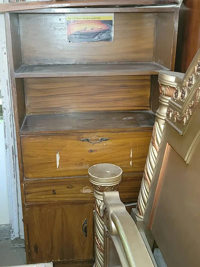 Study Table/ Books Wardrobe 0
