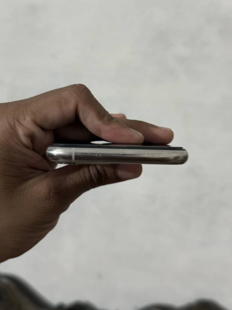 iPhone 11pro 3