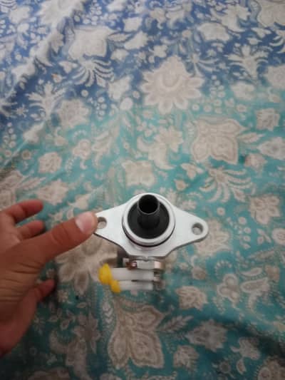 MASTER CYLINDER