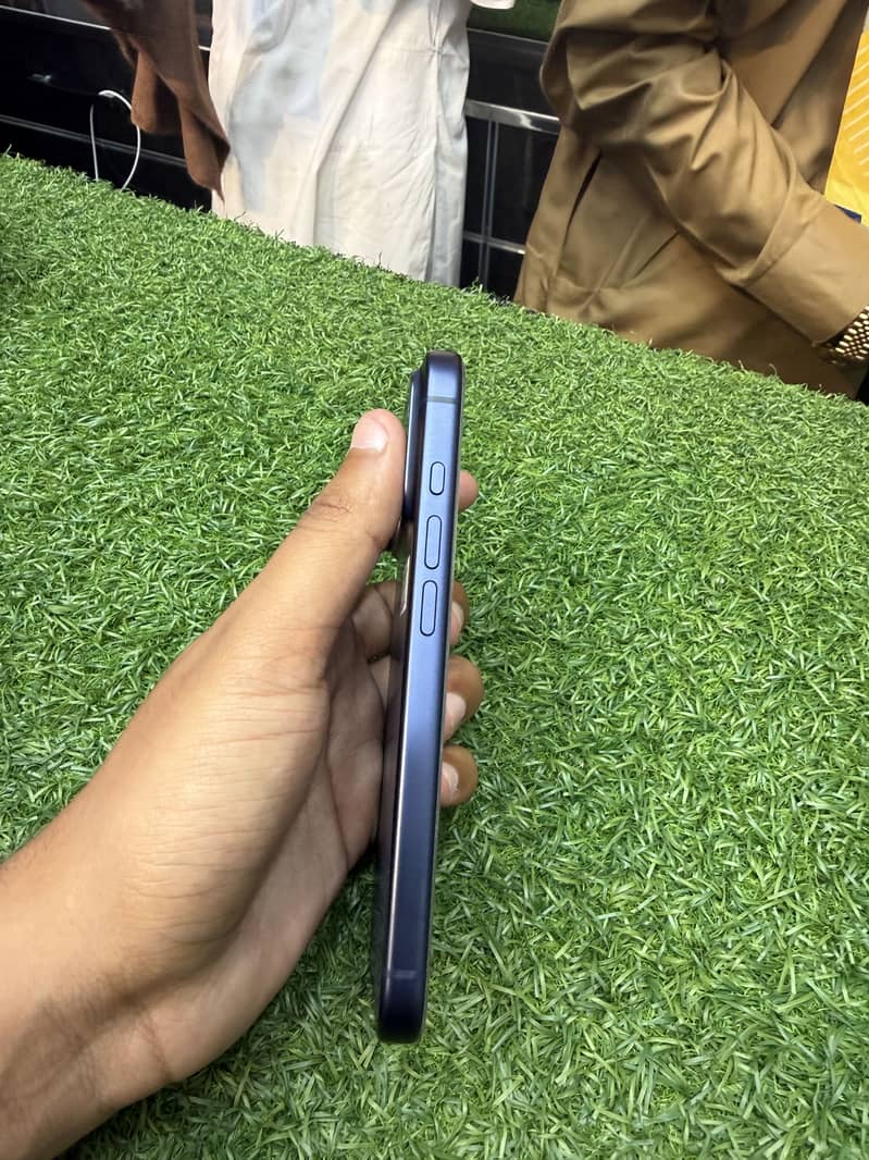 iPhone 17 Pro 2