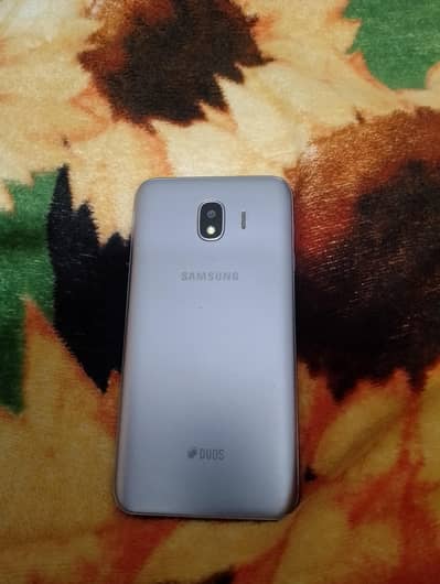 Samsung j4 phone for sale