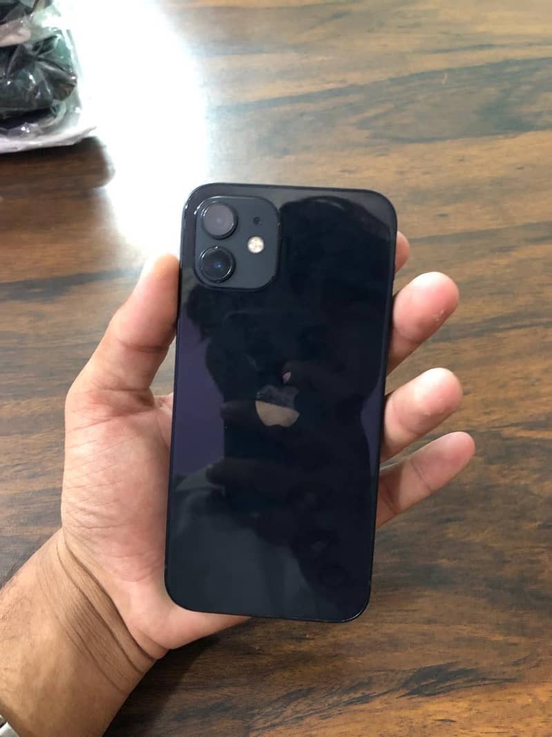 Iphone 12 3
