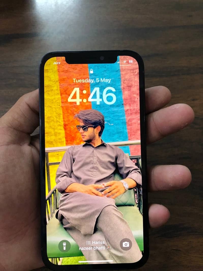 Iphone 12 4