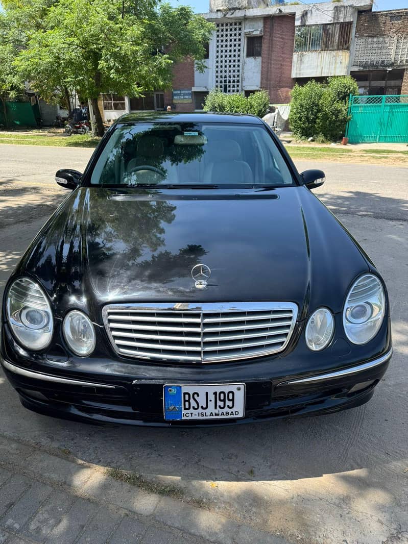 Mercezed E200 0