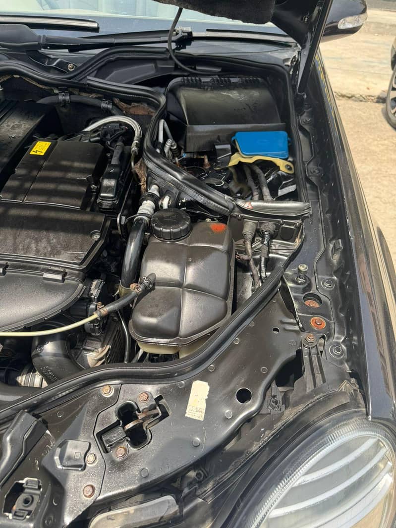Mercezed E200 4