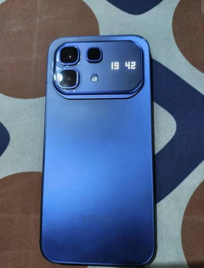 infinx note 60 pro. 8+8/256GB. .