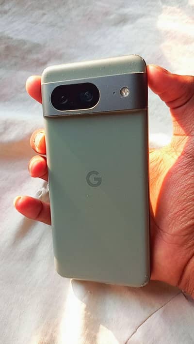 Google pixel 8