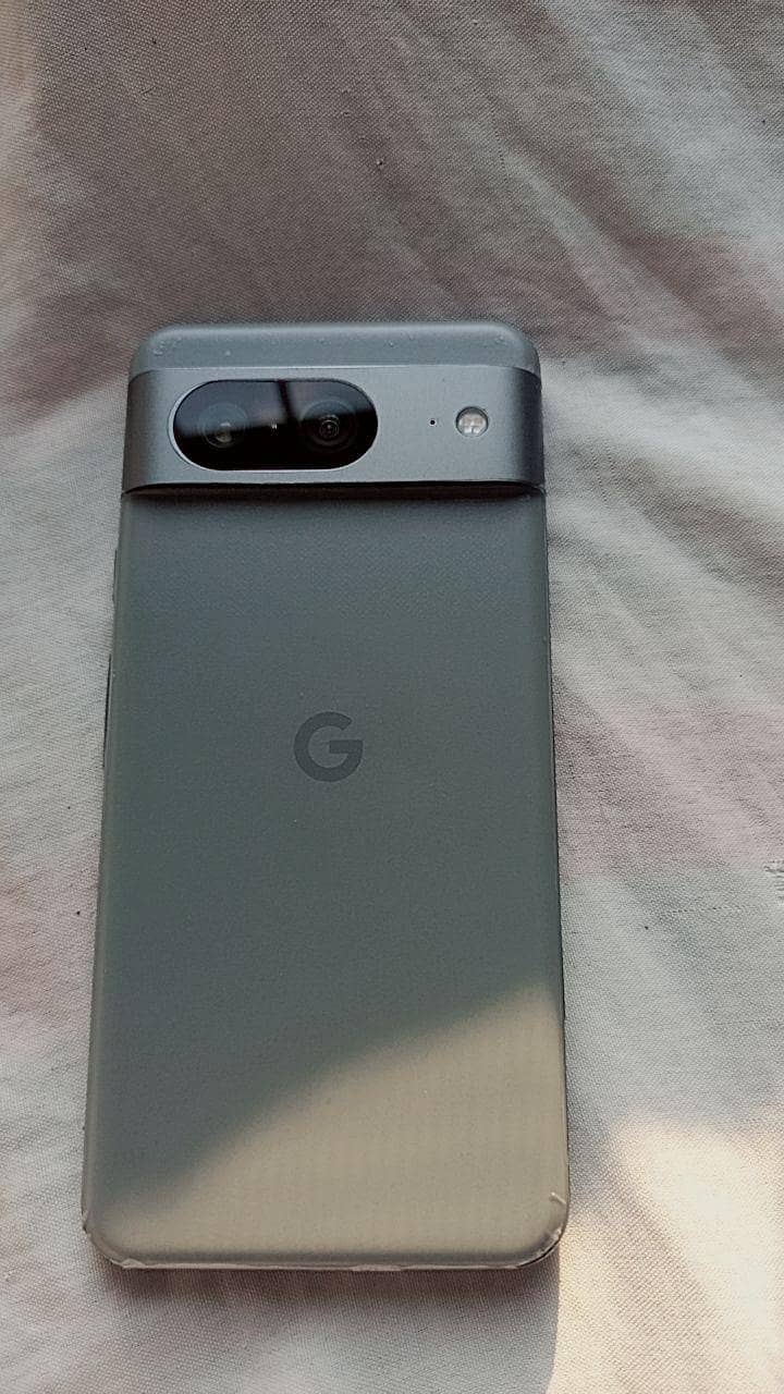 Google pixel 8 1
