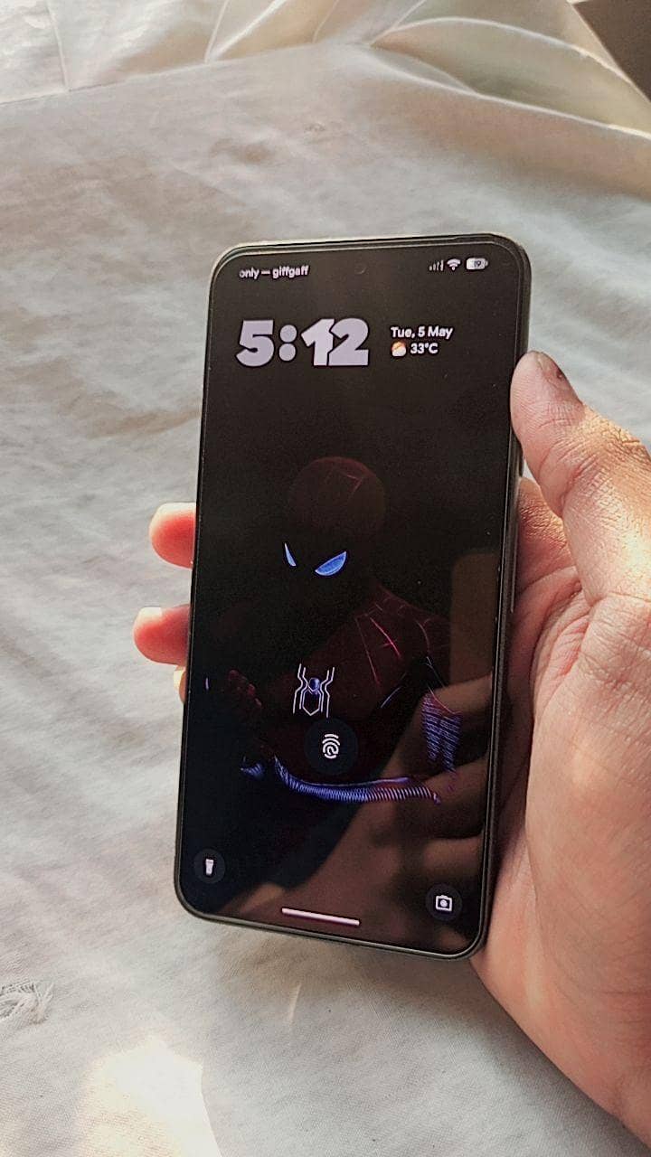 Google pixel 8 3
