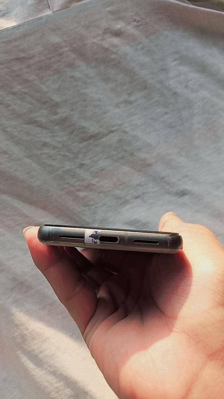 Google pixel 8 5