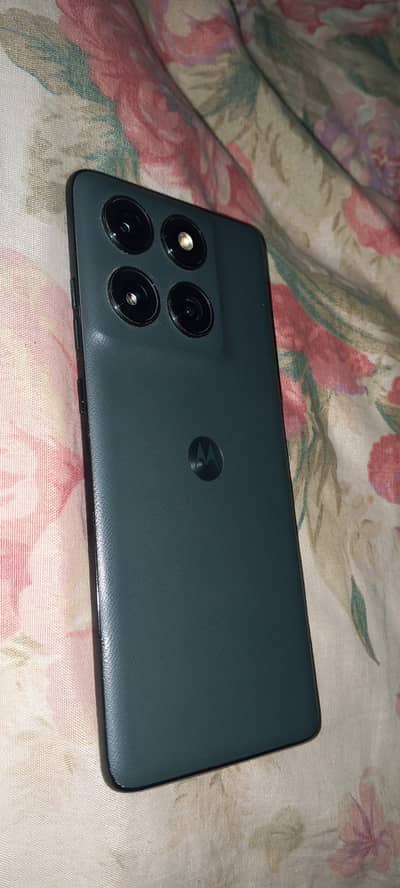 Motorola 2025