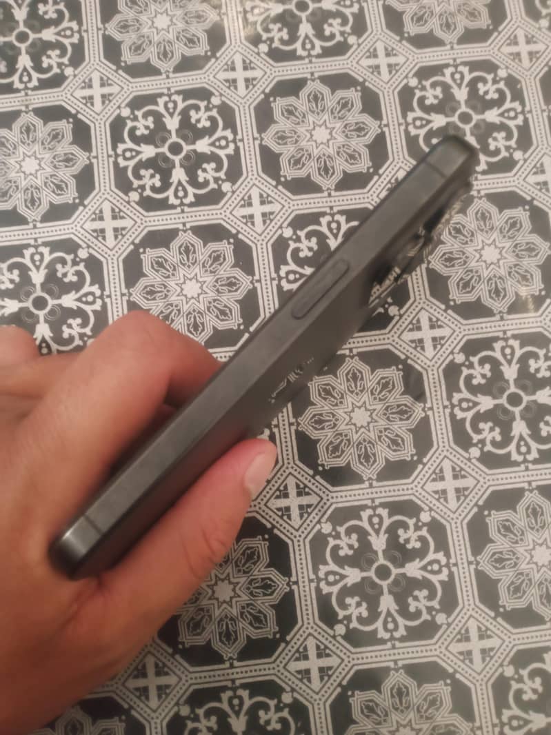 iphone 15pro 2