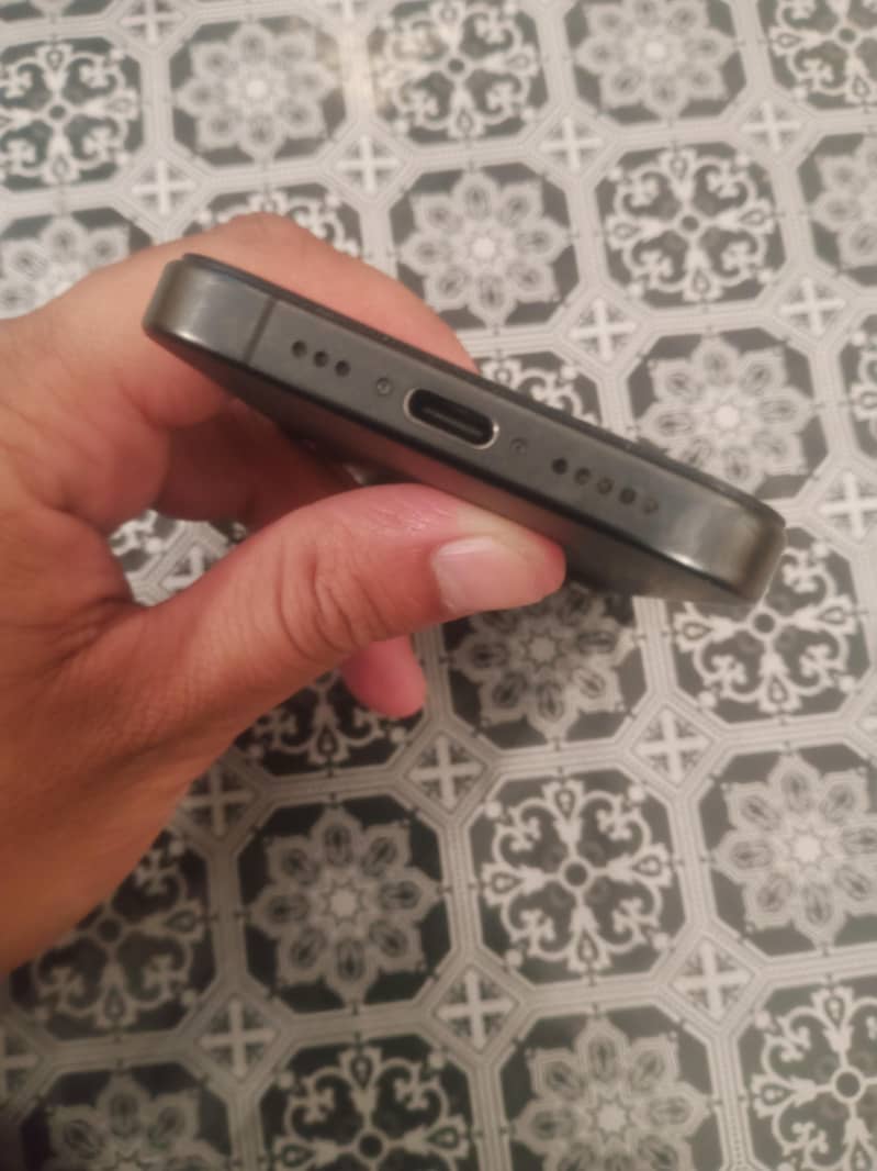 iphone 15pro 3
