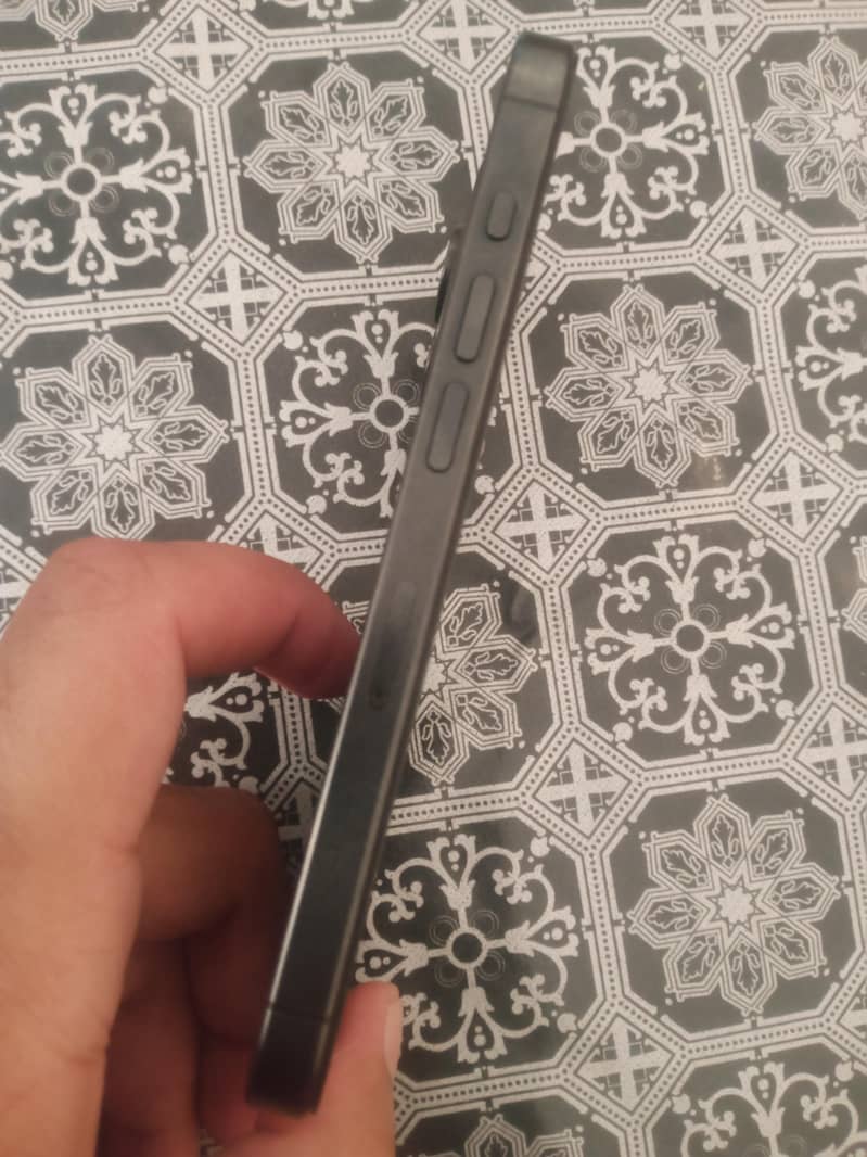 iphone 15pro 4