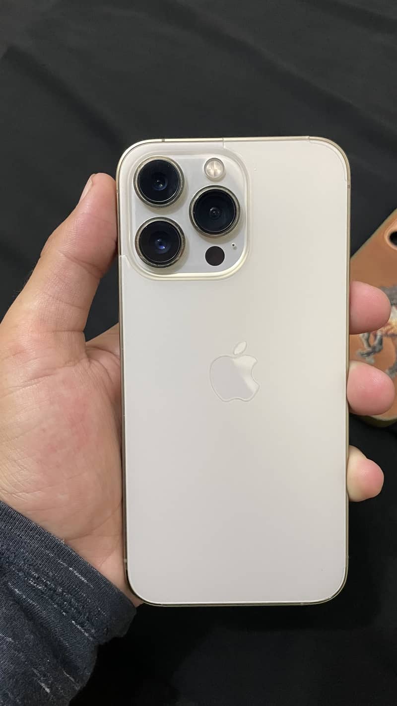 Iphone 13 pro 4